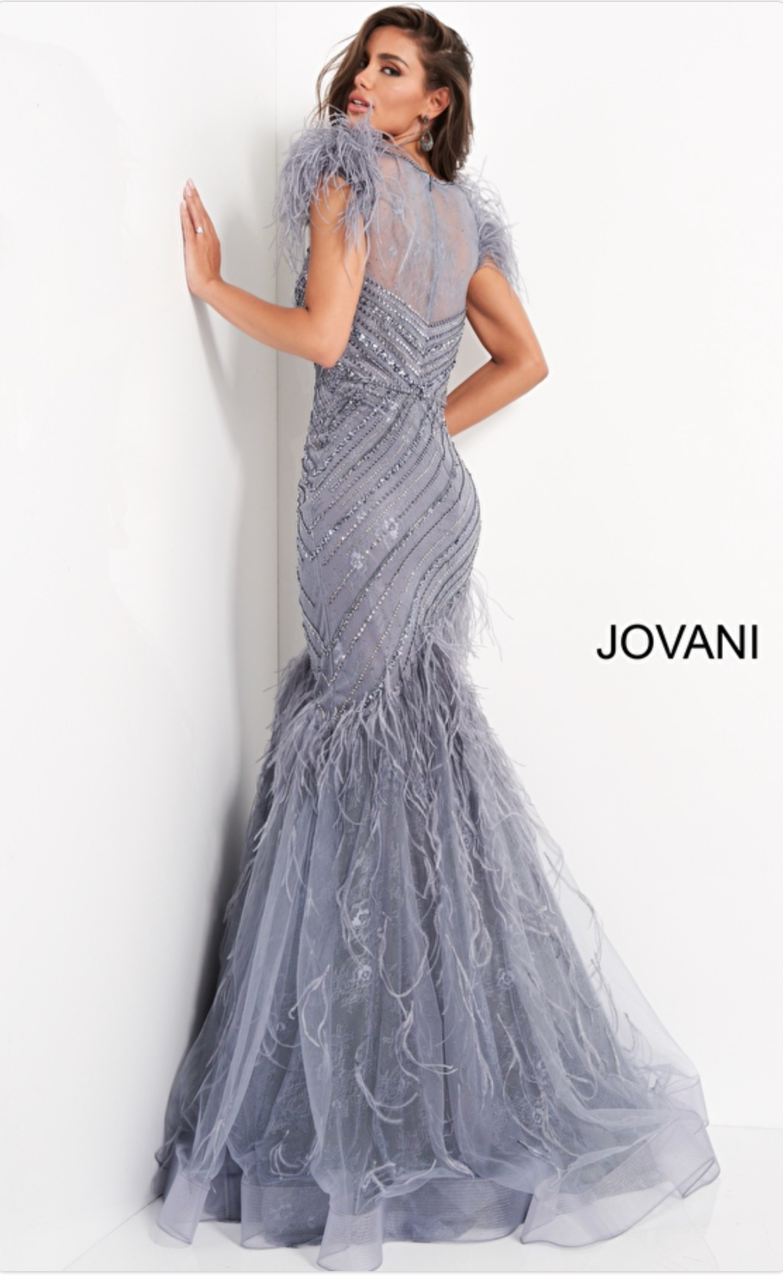 JOVANI 04702