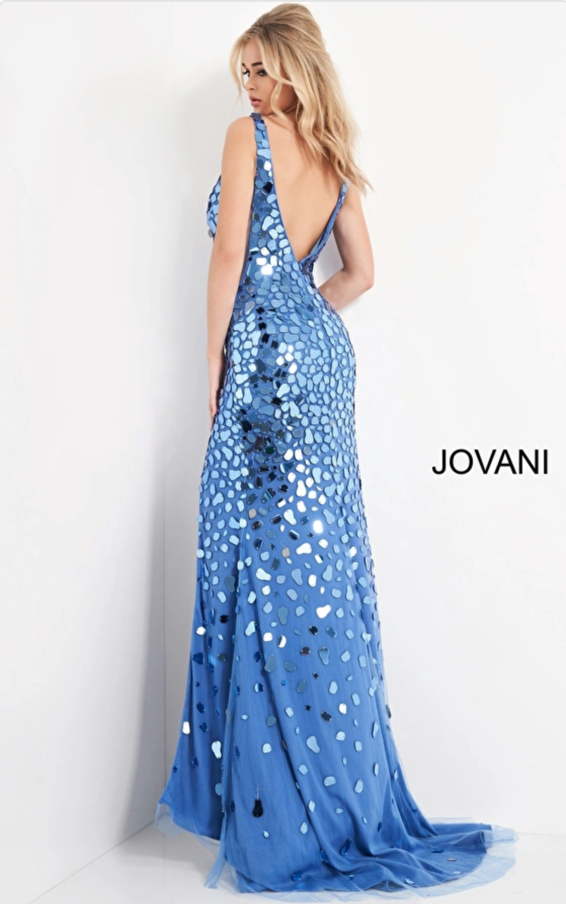 JOVANI 02479