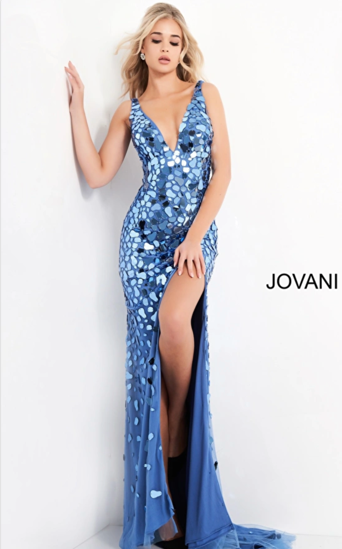 JOVANI 02479